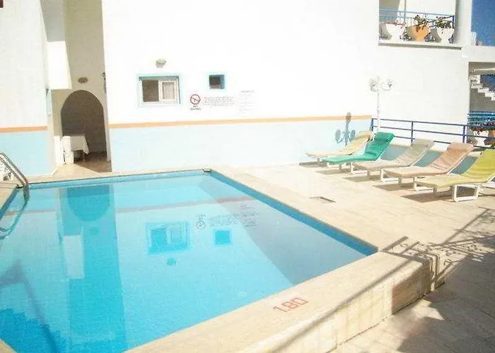 Sahin Apart & Hotel 2*